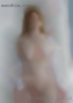 cinsly 60 year old bi couple at swinger club