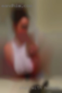 chat with housewives to fuck